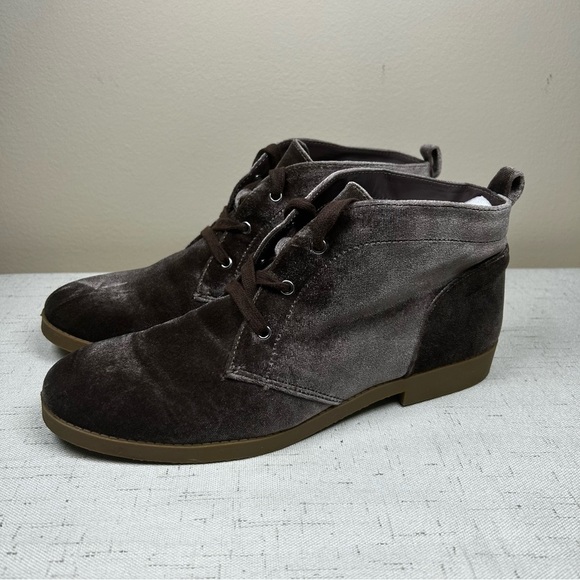 Indigo Rd Boots Womens 8.5 M Alabama Velvet Ankle Booties Lace Up Flats Brown - Picture 4 of 7